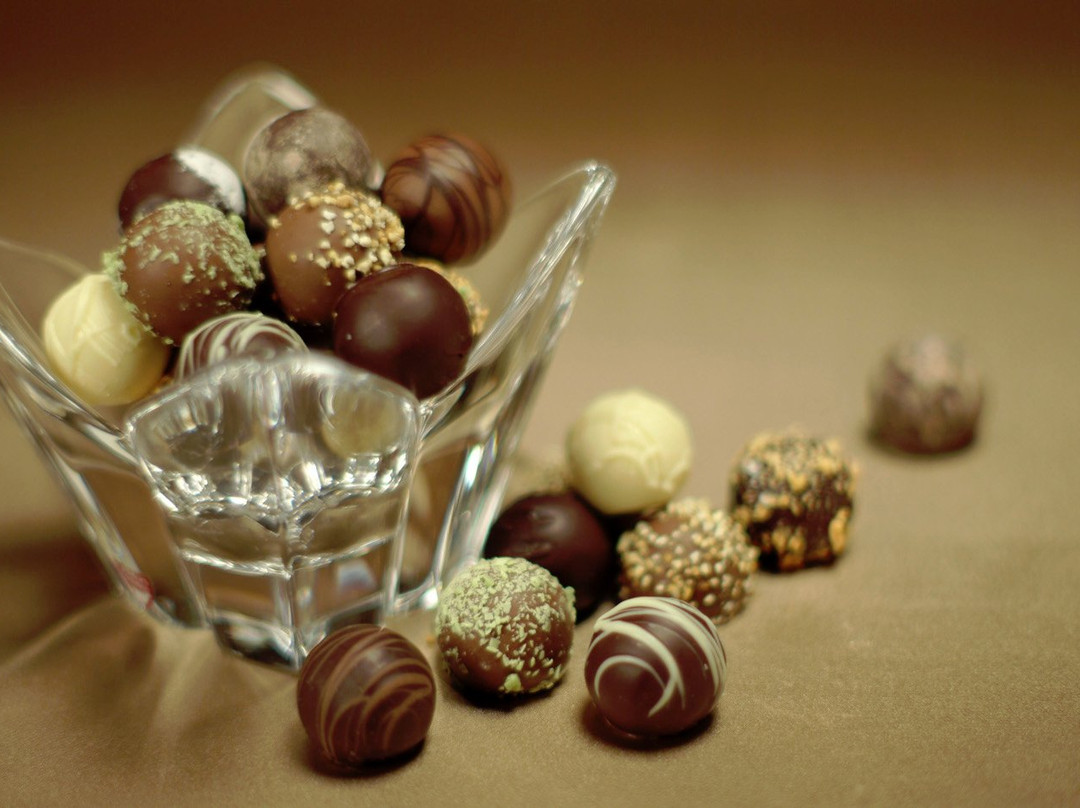 Neuchatel Swiss Chocolates景点图片