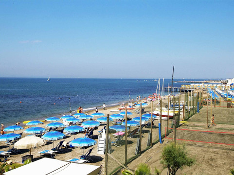 Nuova Pineta Pinetina-罗马必去景点