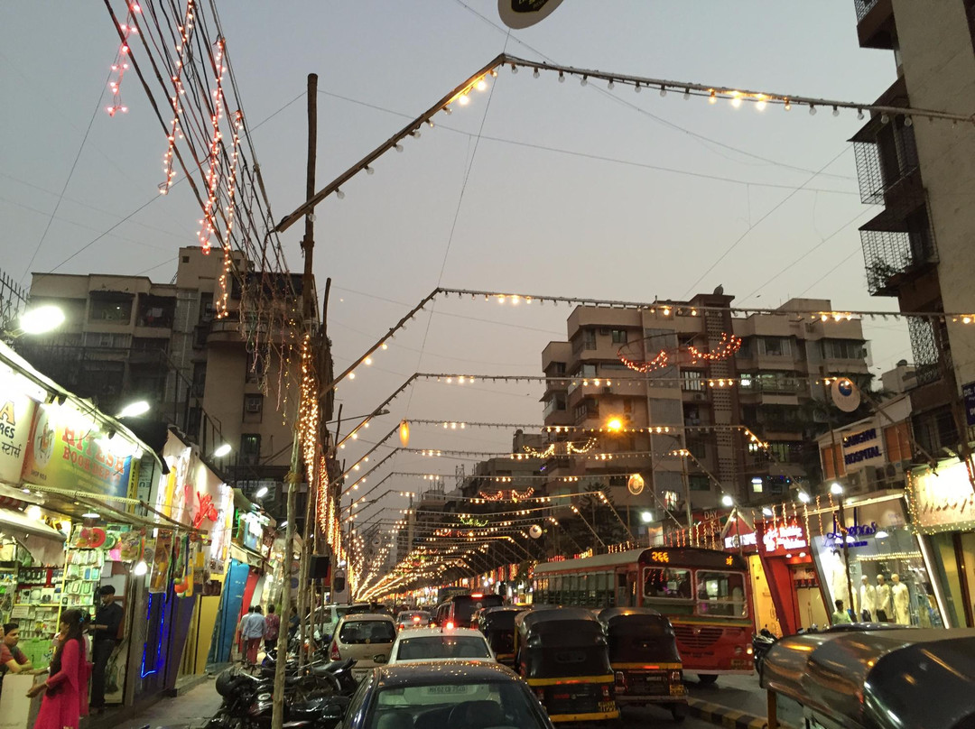 Lokhandwala Complex Market景点图片