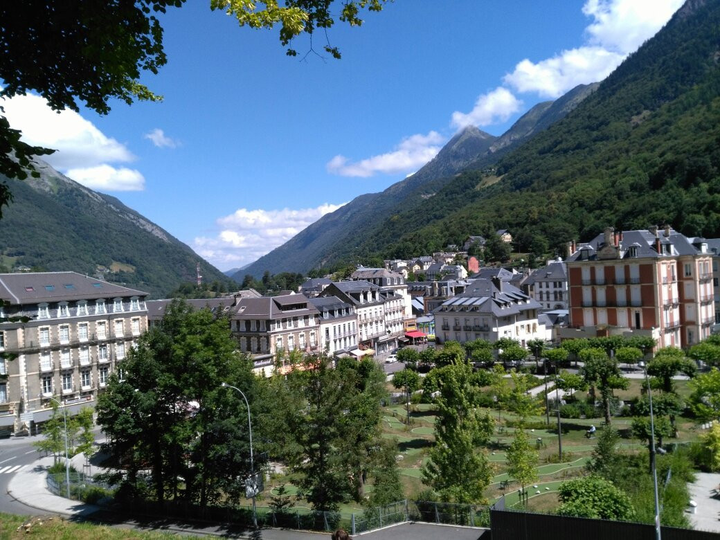 Cauterets旅游景点-Cascade du Lutour