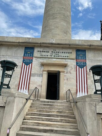 Washington Monument and Mount Vernon Place景点图片