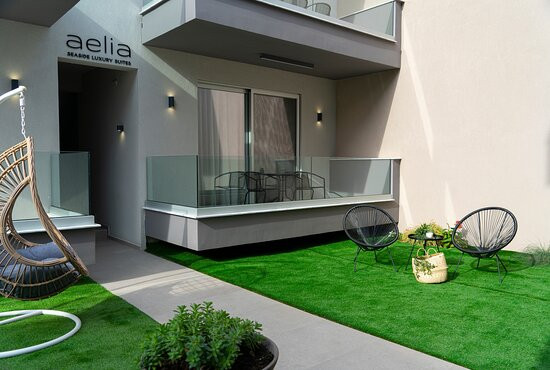 Aelia Seaside Luxury Suites主图