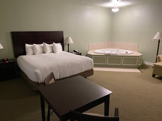 贝斯维斯特星海假日酒店主图