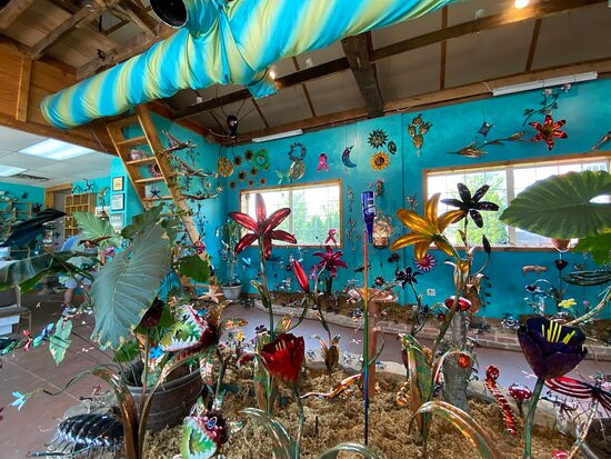 A J's Copper Garden-Amana必去景点