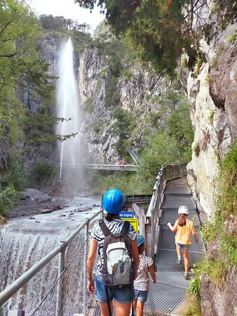 Zammer Lochputz-Zams必去景点