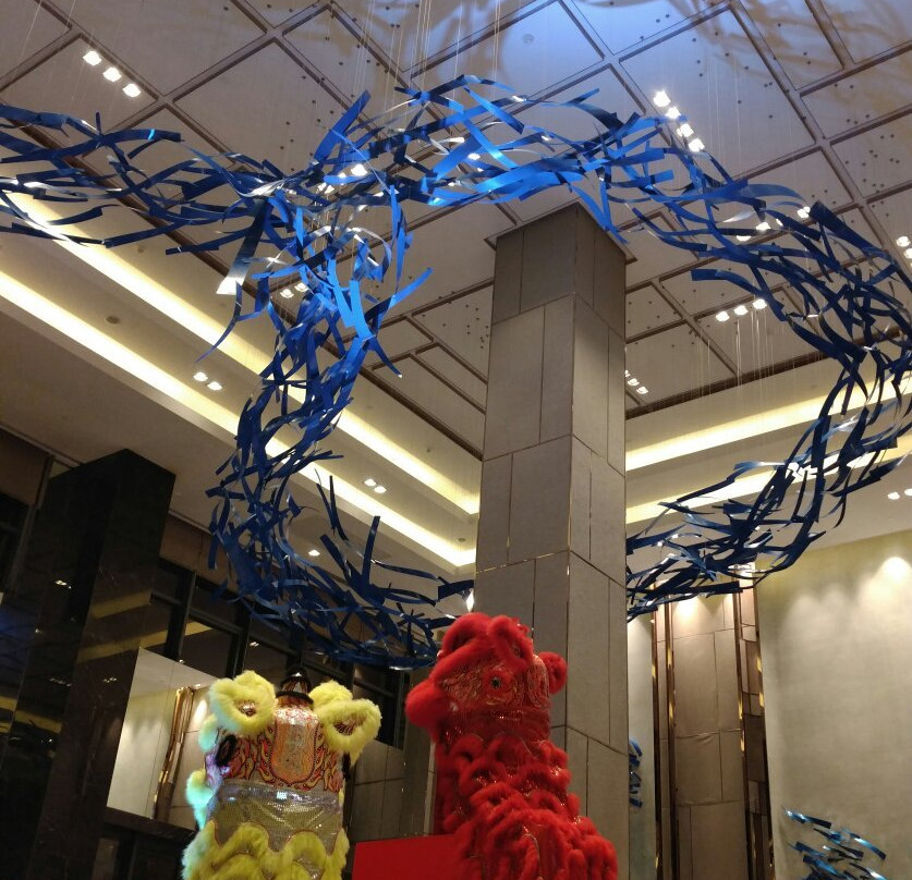 宁波北仑世茂希尔顿逸林酒店主图
