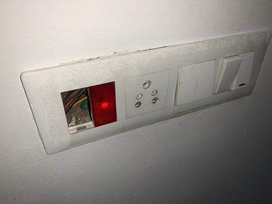 Hotel White Tulip主图