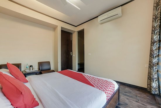 Windcross Hotel主图