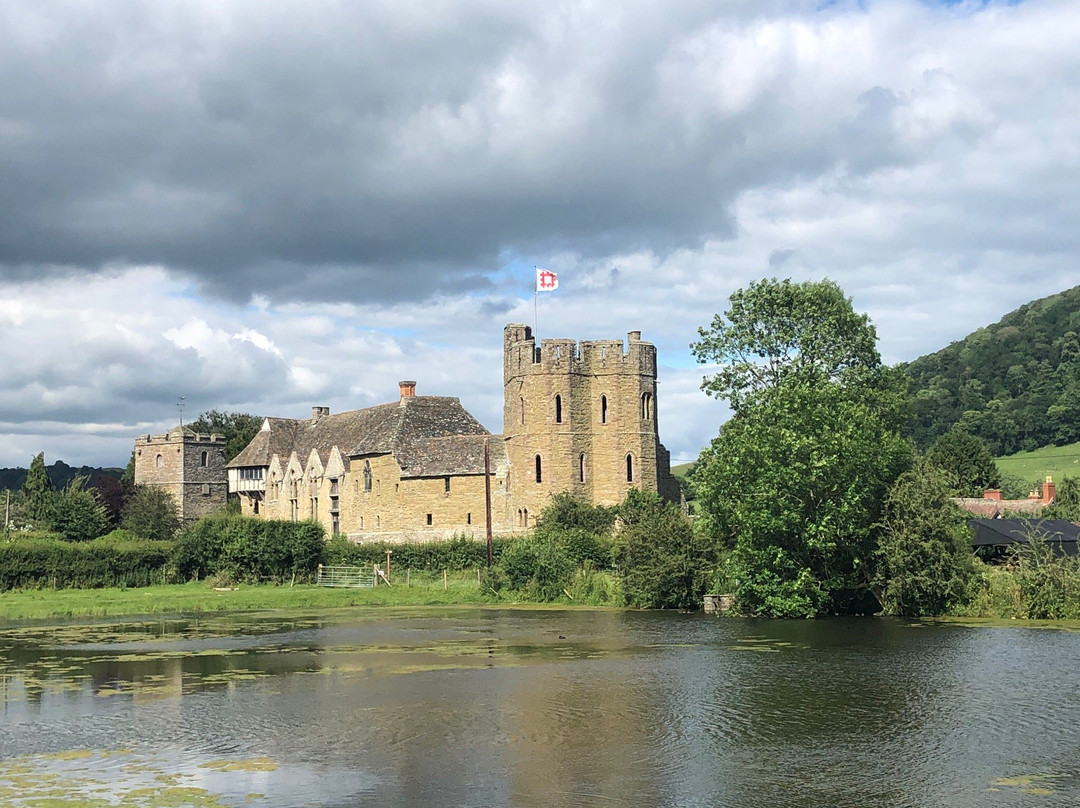 Stokesay Castle景点图片