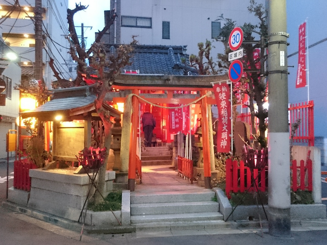 Shozoku Inari Shrine景点图片