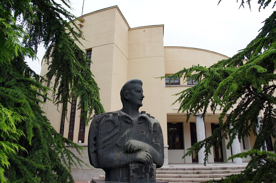 National Theater-Nis必去景点