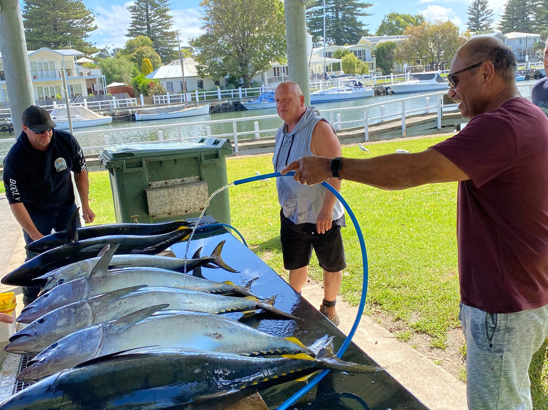 Salty Dog Charters-仙女港必去景点