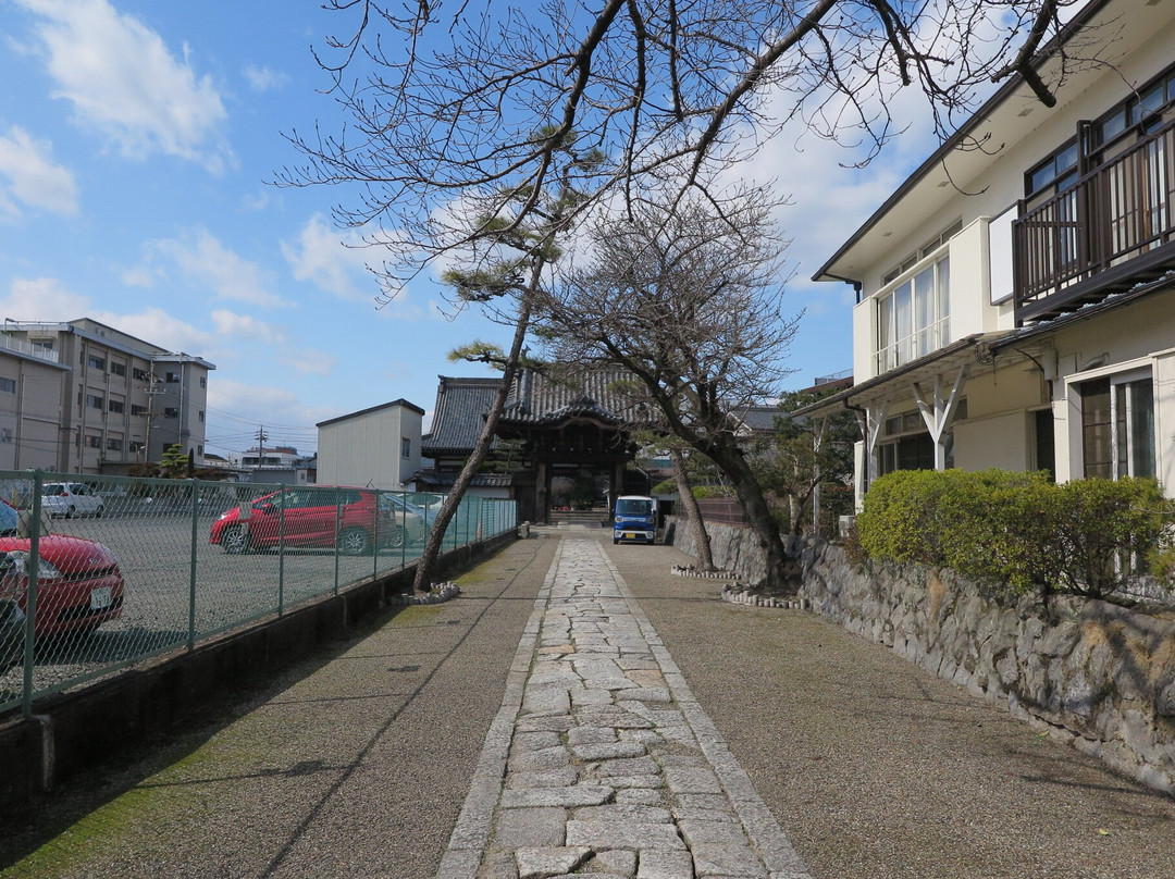 Entsuji Temple Gate-大垣市必去景点