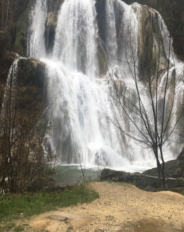 Cascade de Glandieu景点图片