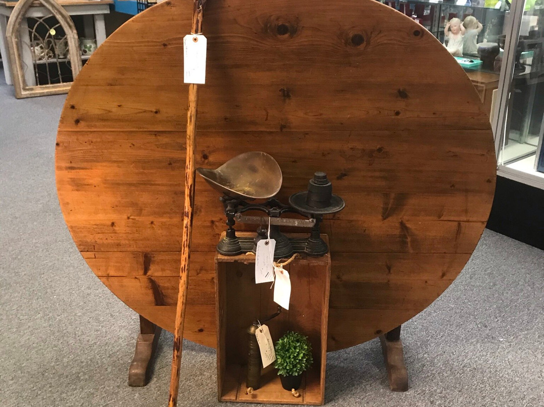 Court of Two Sisters-塔彭斯普林斯必去景点