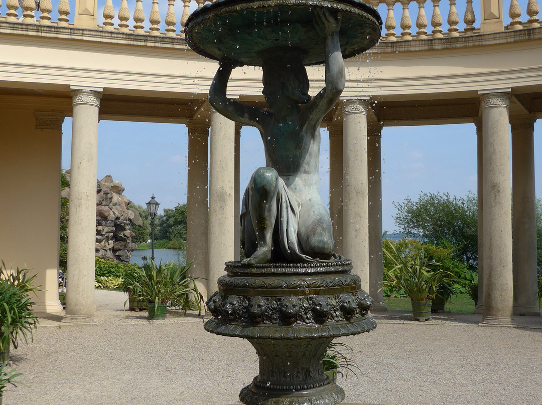 Schlossbrunnen景点图片