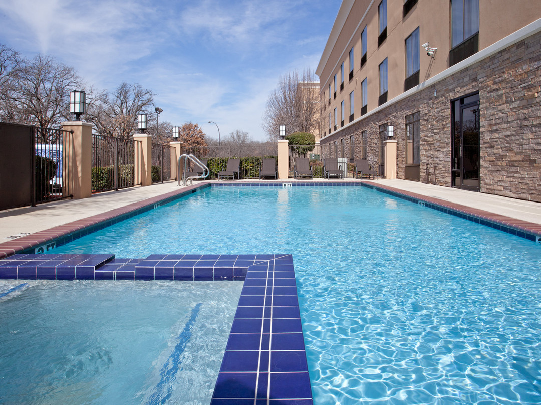 阿林顿20号州际公路公园广场智选假日酒店主图