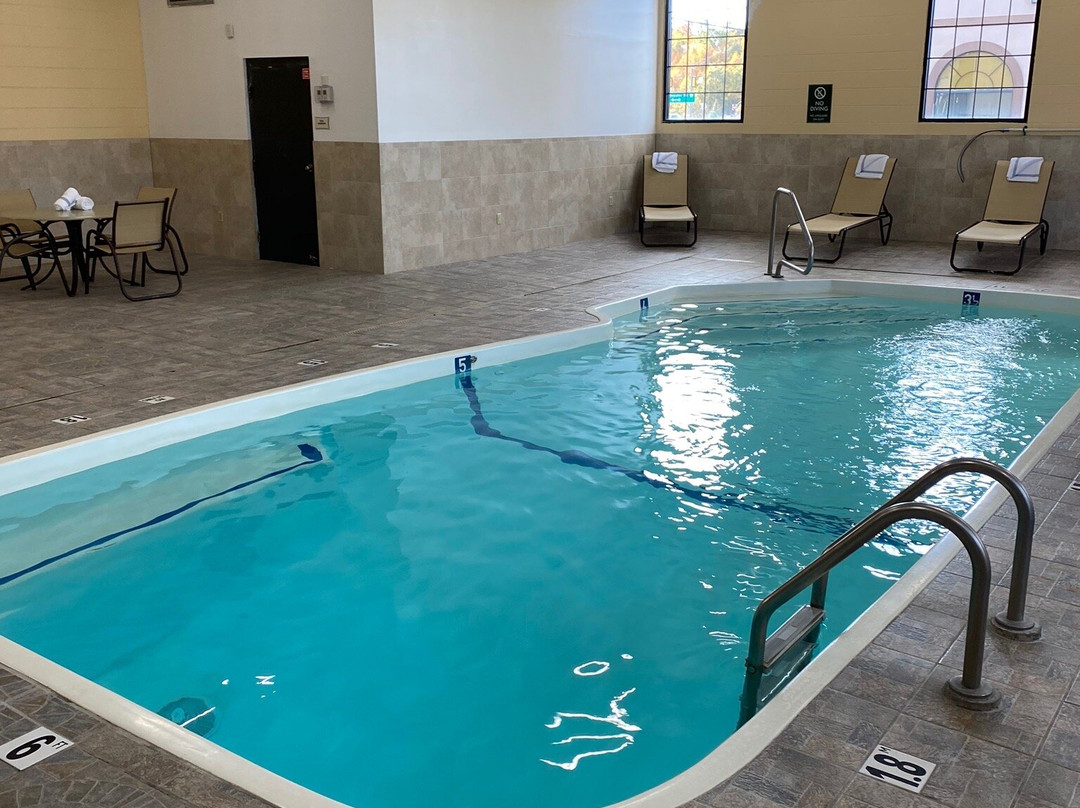 La Quinta Inn & Suites/New River Gorge National Park主图