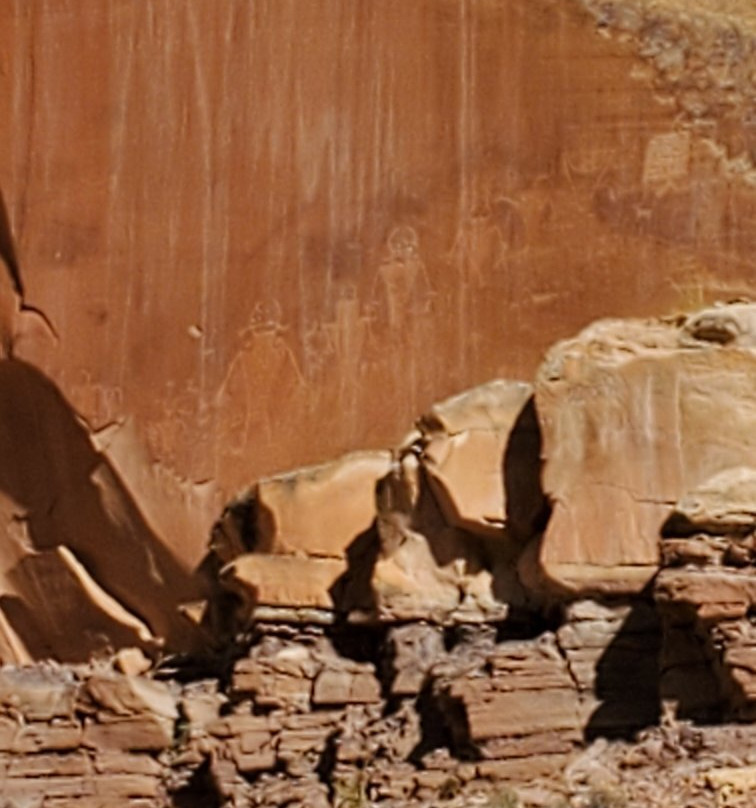 Fremont Petroglyphs-圆顶礁国家公园必去景点