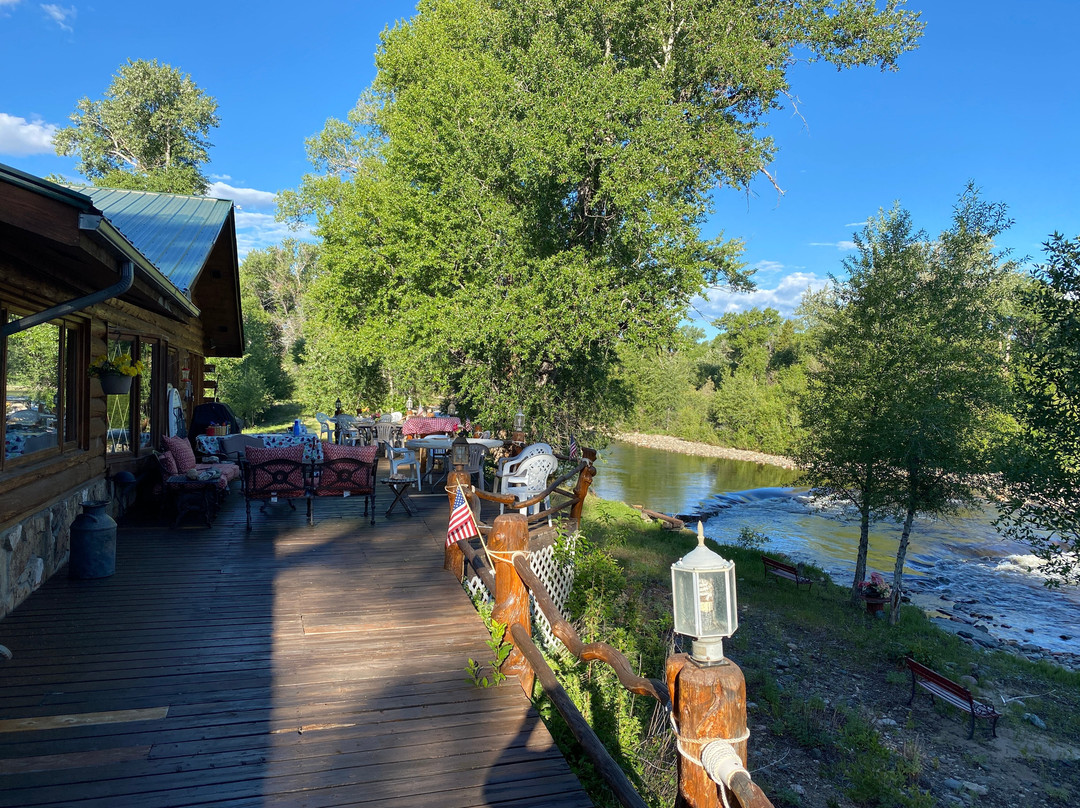 Spirit West River Lodge主图