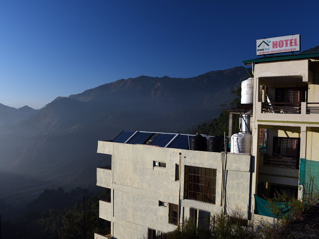 Green Roof Hotel & Resort主图