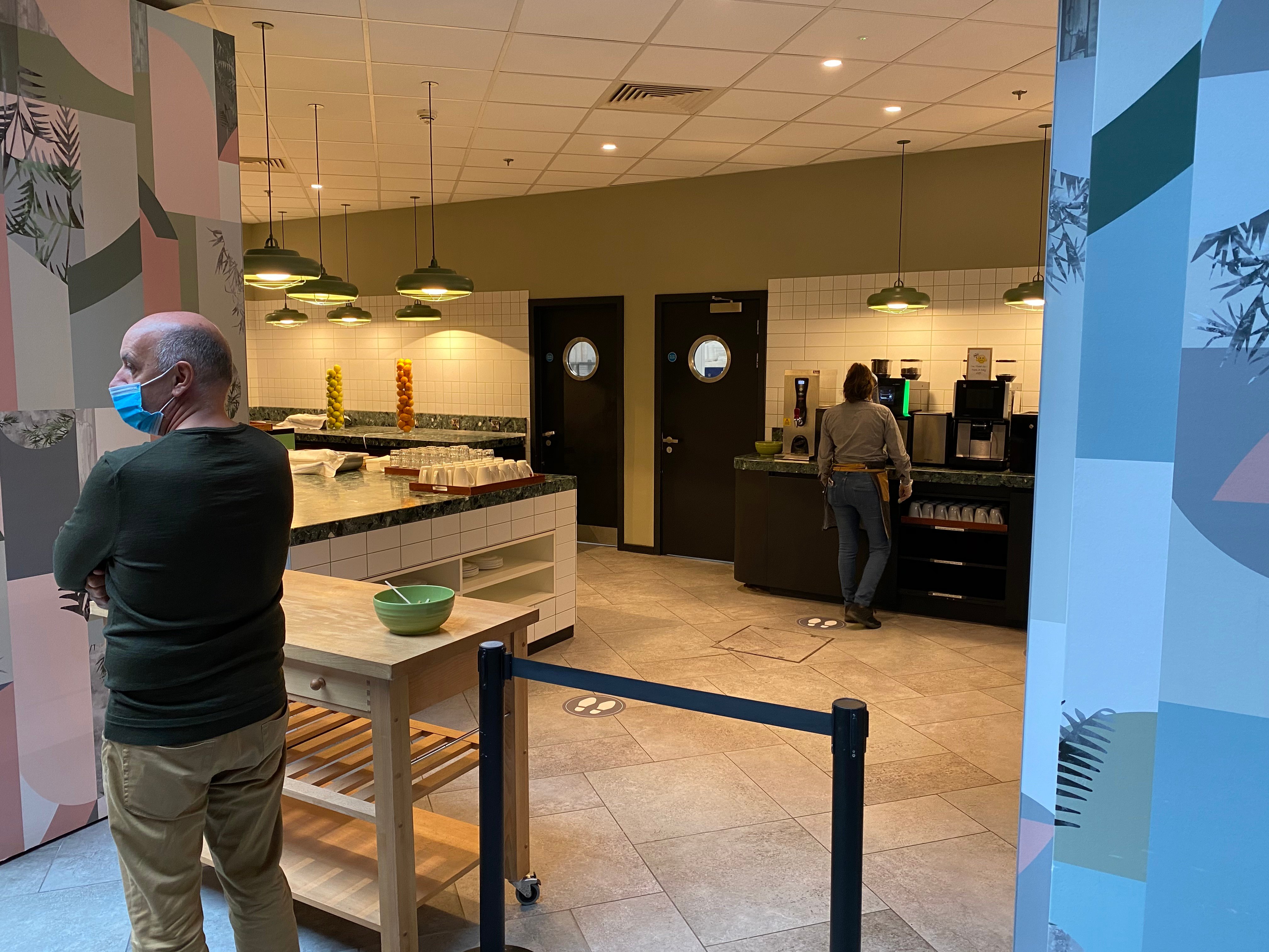 Staybridge Suites London - Heathrow Bath Road, an IHG hotel-餐饮