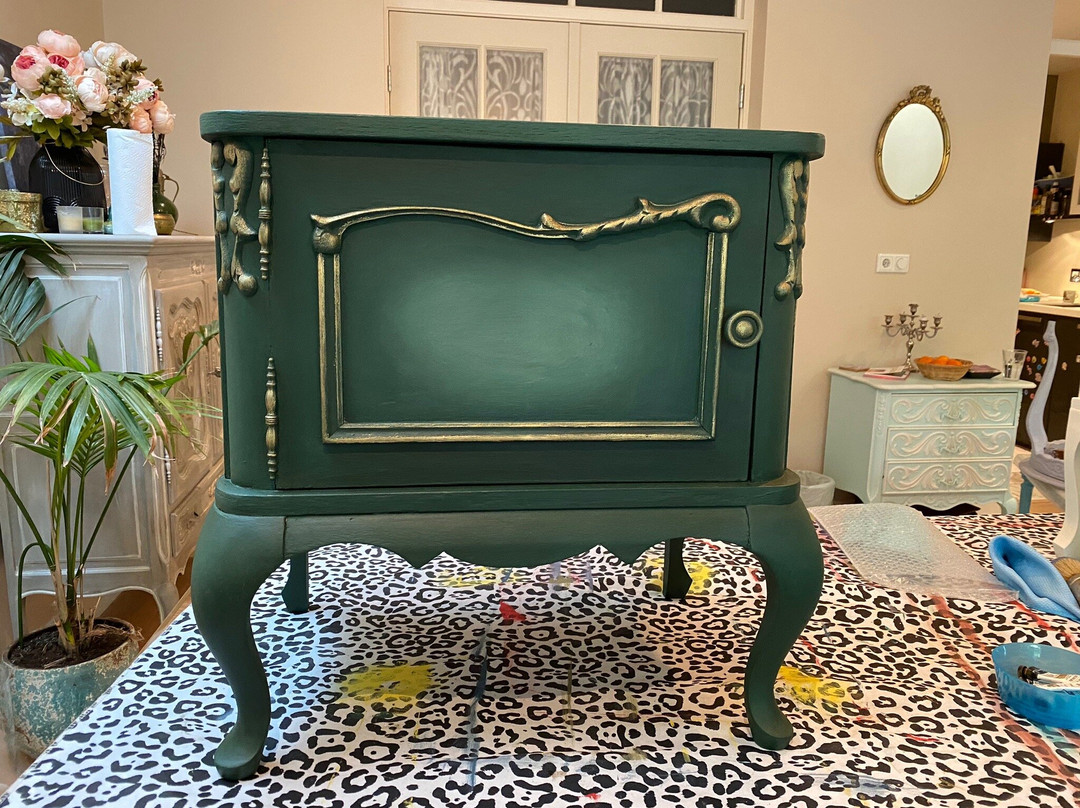 Peacock Dream Design - Furniture painting workshops-阿姆斯特丹必去景点