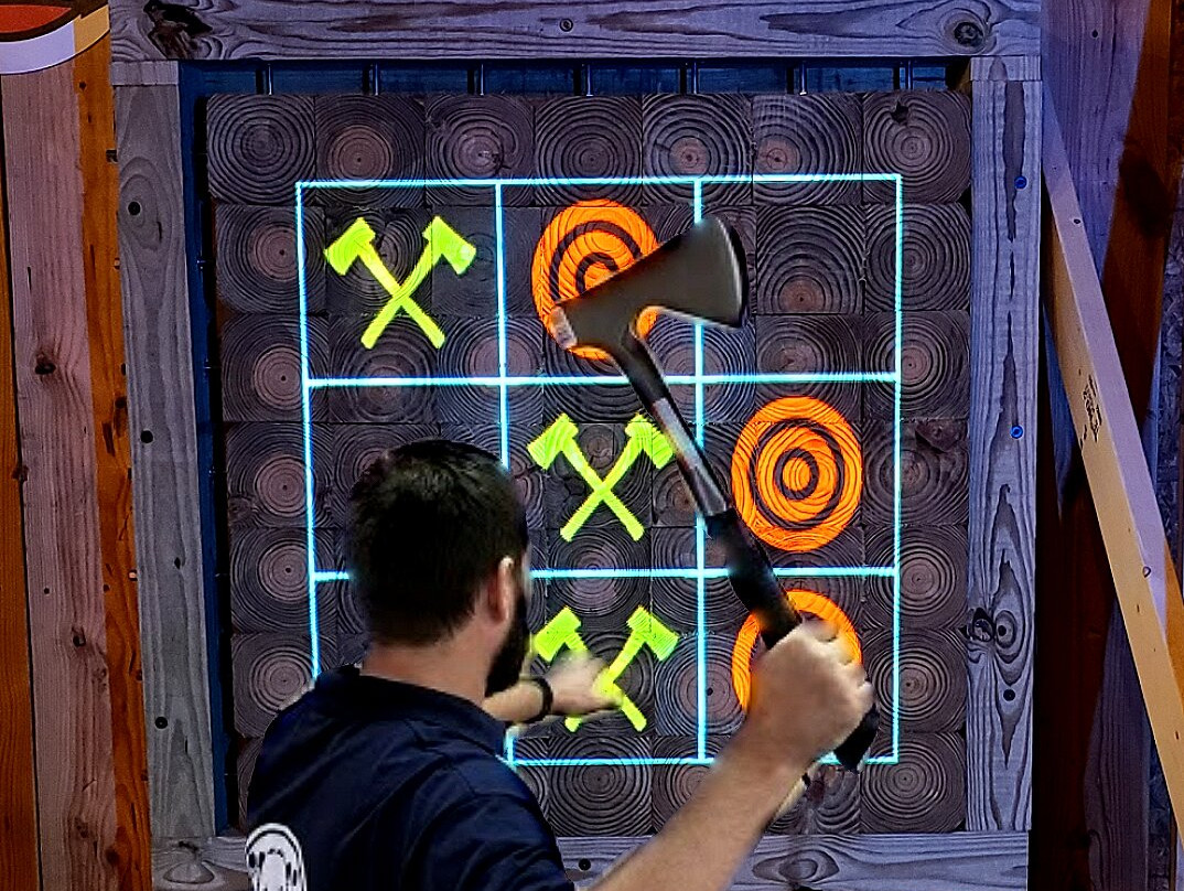 Axe Master Throwing