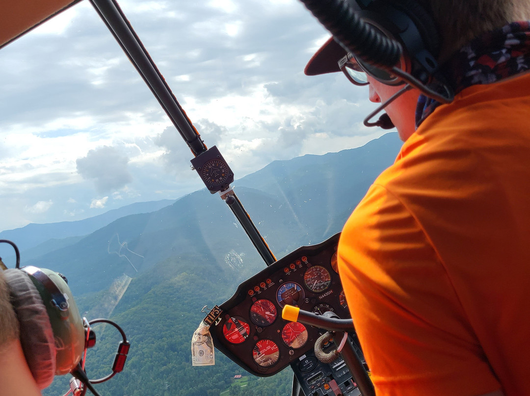 Smoky Mountain Helicopters景点图片
