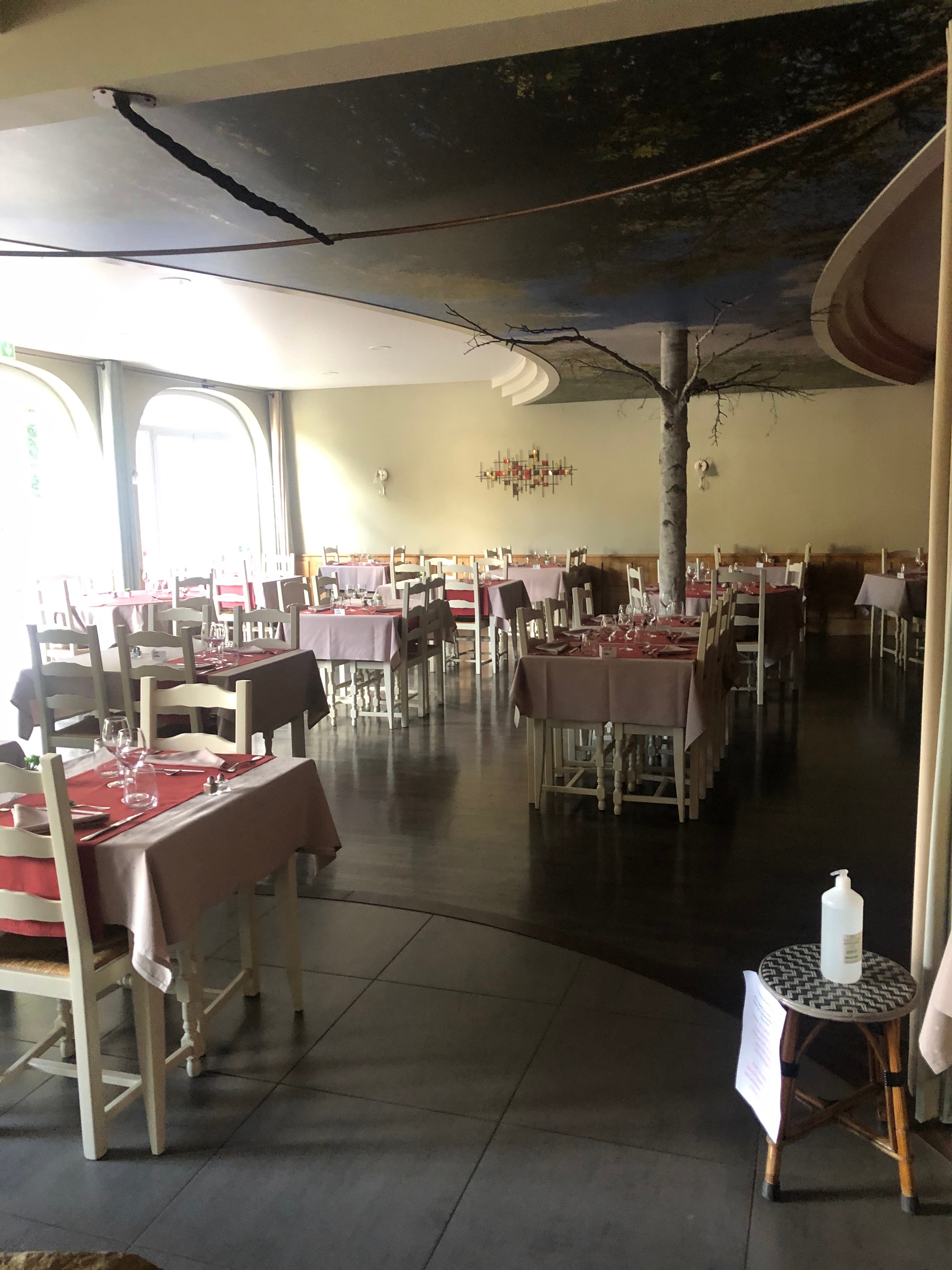 Le Relais de l'Aubrac-餐饮