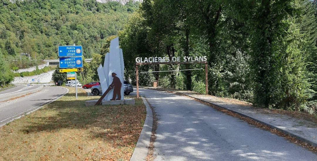 Les Glacieres de Sylans-Les Neyrolles必去景点
