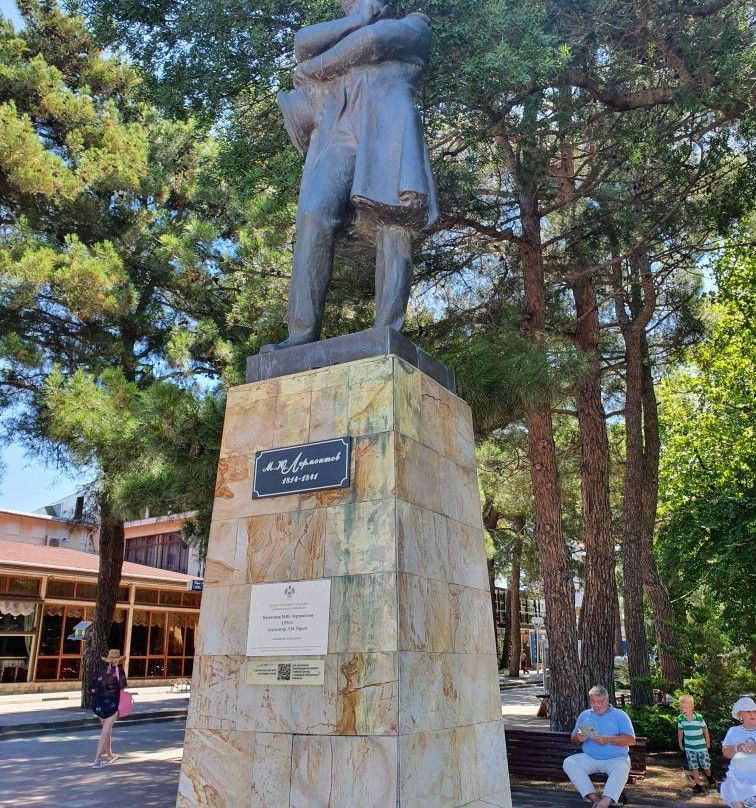 Monument to Lermontov-Gelendzhik必去景点