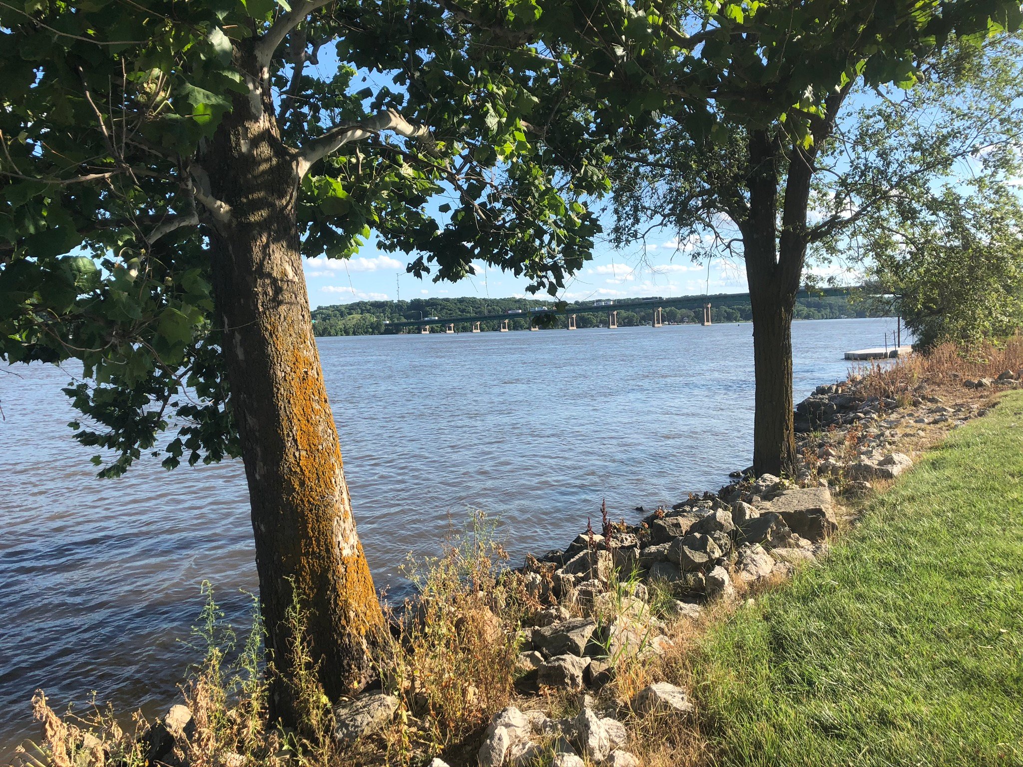 Holiday Inn Express Le Claire Riverfront-Davenport, an IHG hotel-浴室