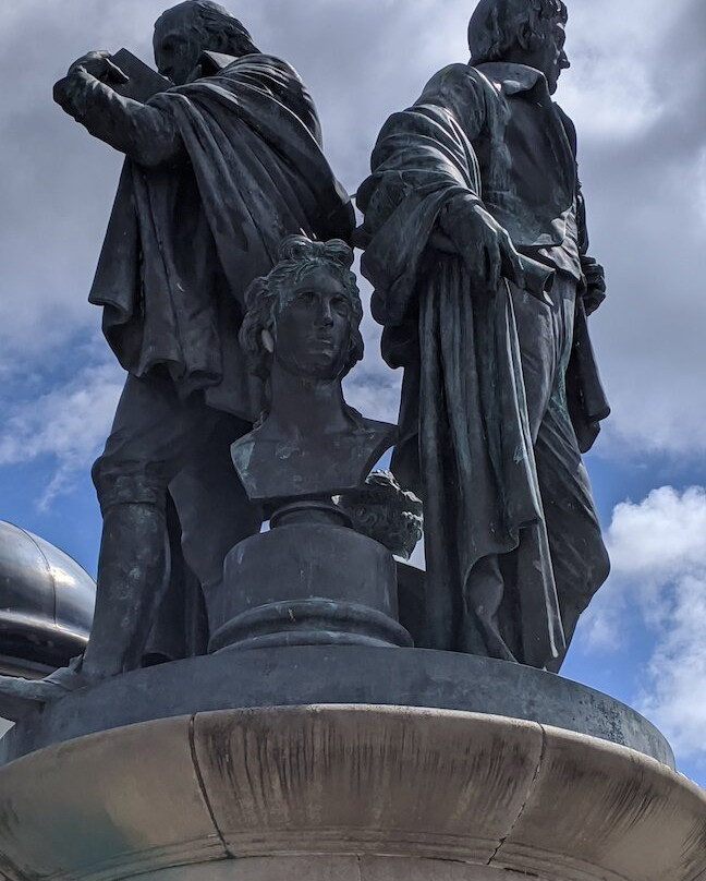 The Burns And Wilson Monument-Kilmarnock必去景点