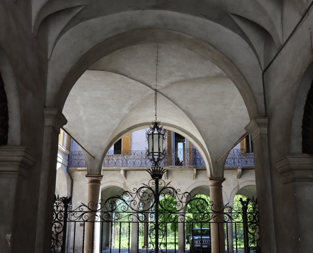 Palazzo Vimercati Sanseverino景点图片