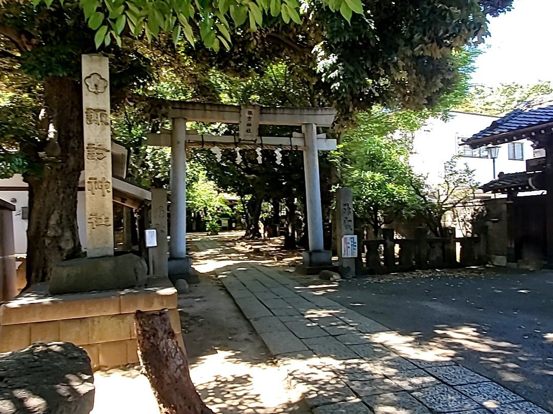 Suwa Shrine景点图片