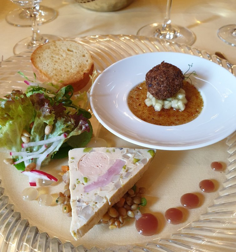 Hotel Ludwig im Park主图