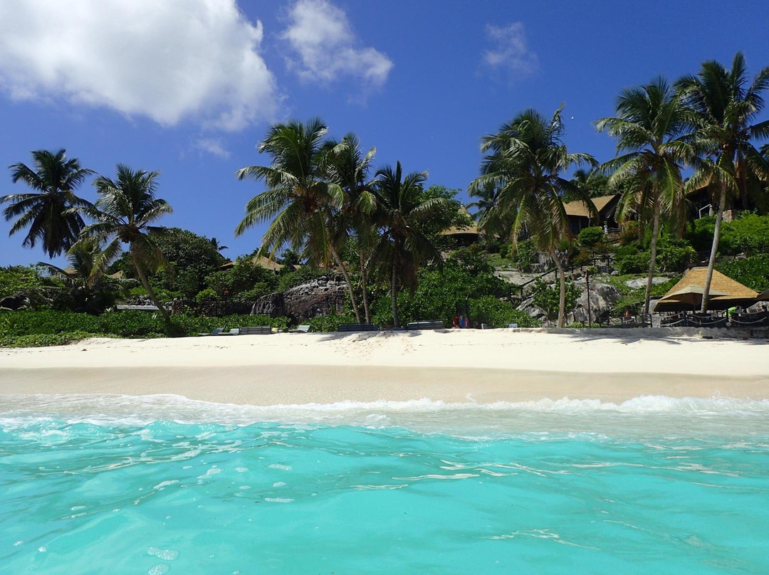 塞舌尔弗雷格私人海岛度假村主图