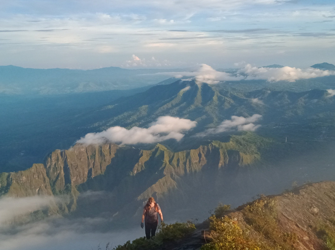 Mount Inierie景点图片