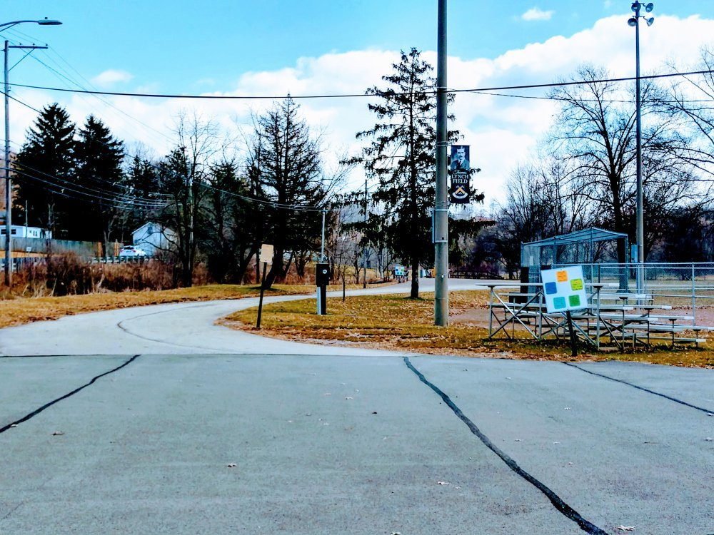 Lynch Field Park景点图片