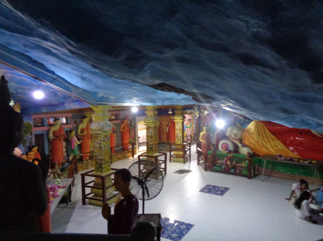 Dimbulagala Monastery-波隆纳鲁瓦必去景点