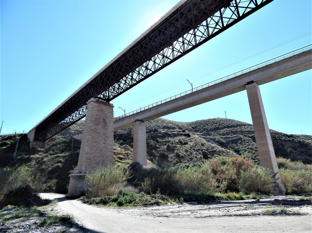 Puente Antiguo-Santa Fe de Mondujar必去景点