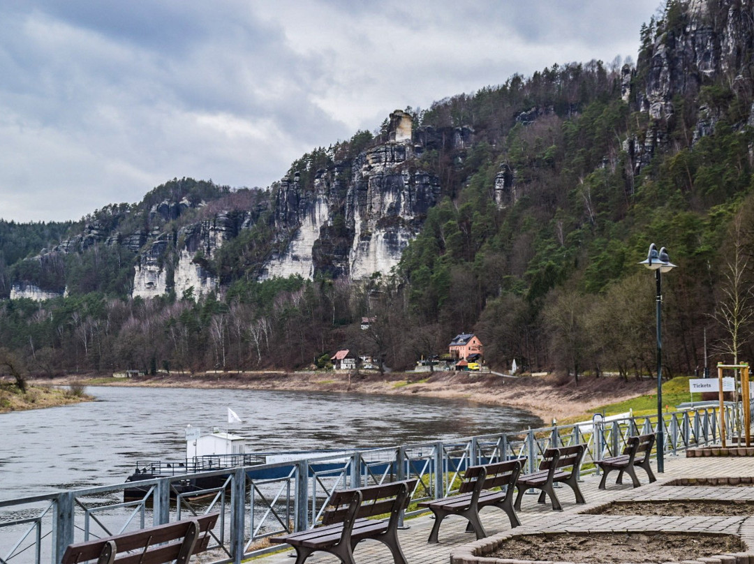 Elbe ferries-Rathen必去景点