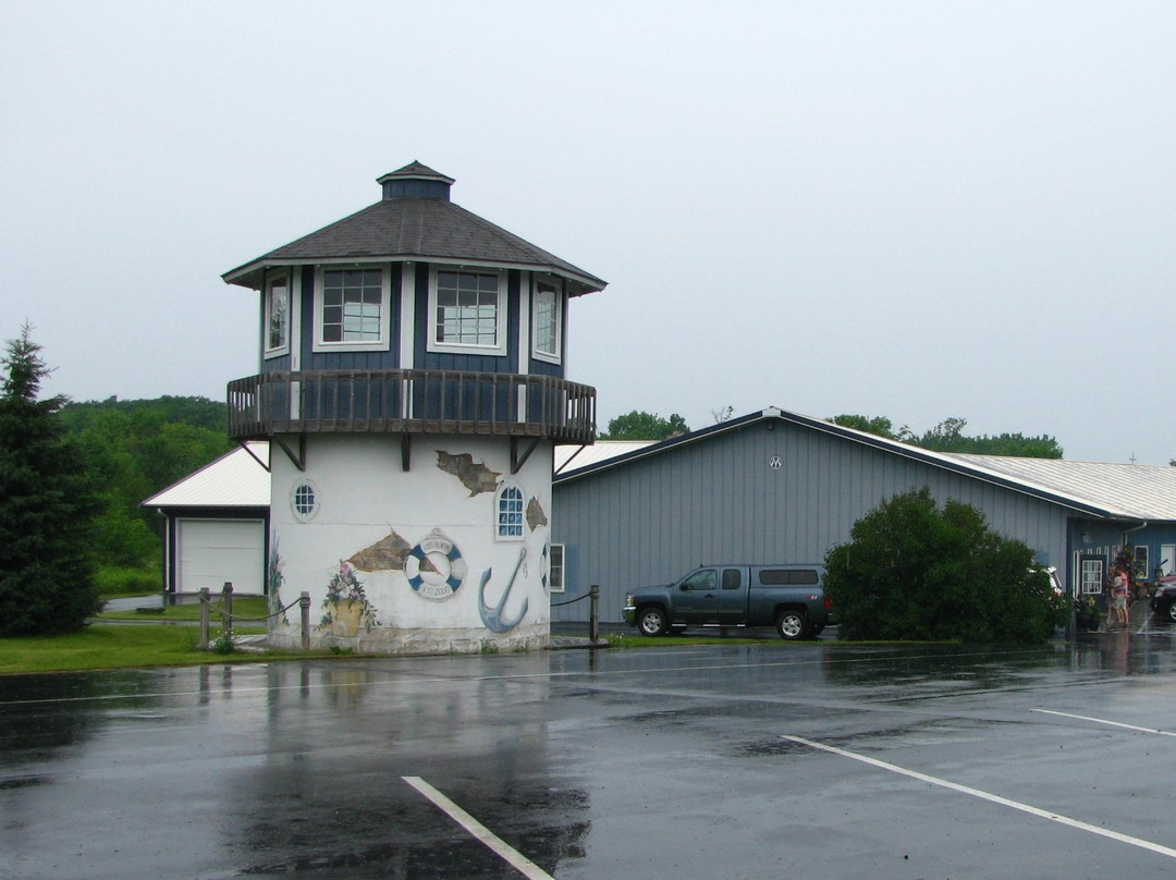 Old Orchard Antique Mall-Egg Harbor必去景点