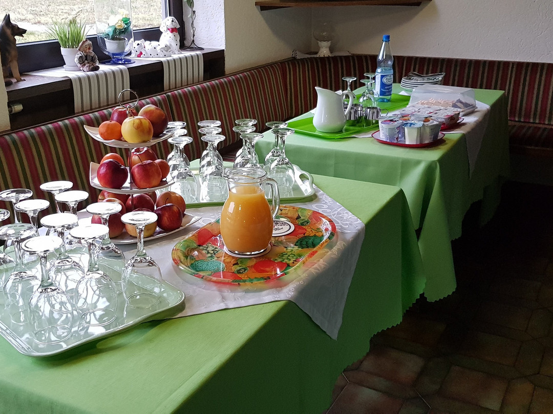 Hotel Tannenhof Garni主图