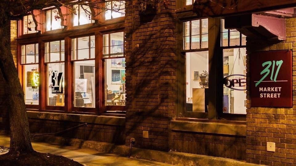 317 Art Collective-罗克福德必去景点