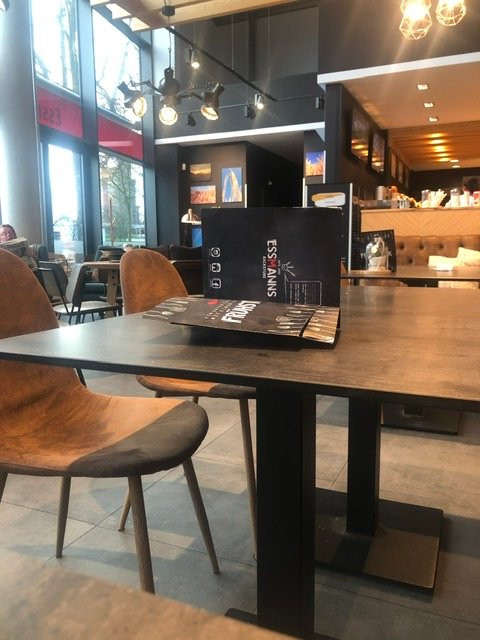 Overdinkel餐馆和美食-Essmann's Backstube