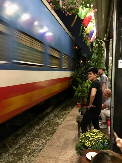 Đường Tàu-河内必去景点