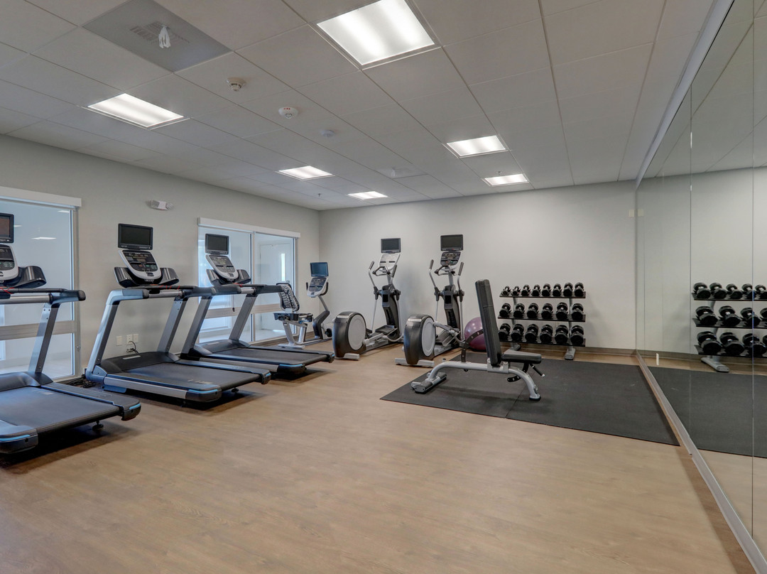 Holiday Inn Express & Suites Auburn Downtown By IHG主图