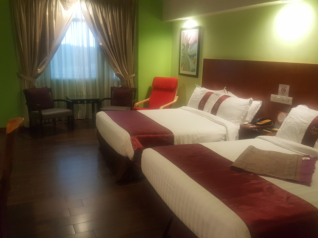 棕榈芙蓉大酒店主图